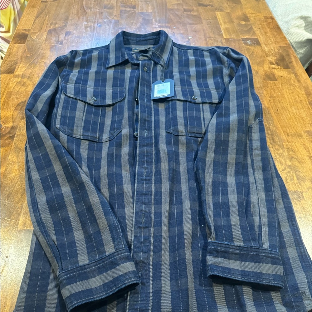 Vintagee Alasakand Guide Shirt. “Heavyweight” material.